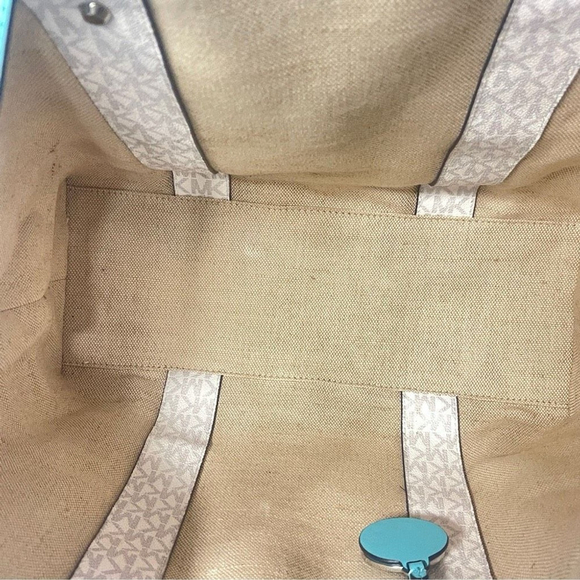 Michael Kors Rare Ocean Blue Signature Tote & Wallet - Picture 4 of 14